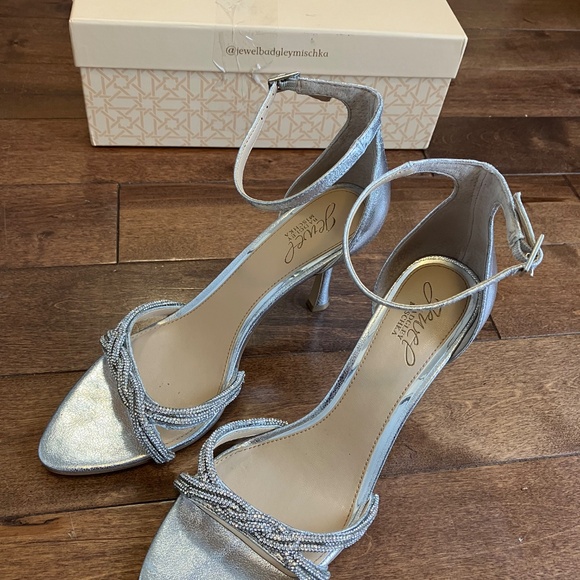 Badgley Mischka Jewel Vani - Picture 10 of 10